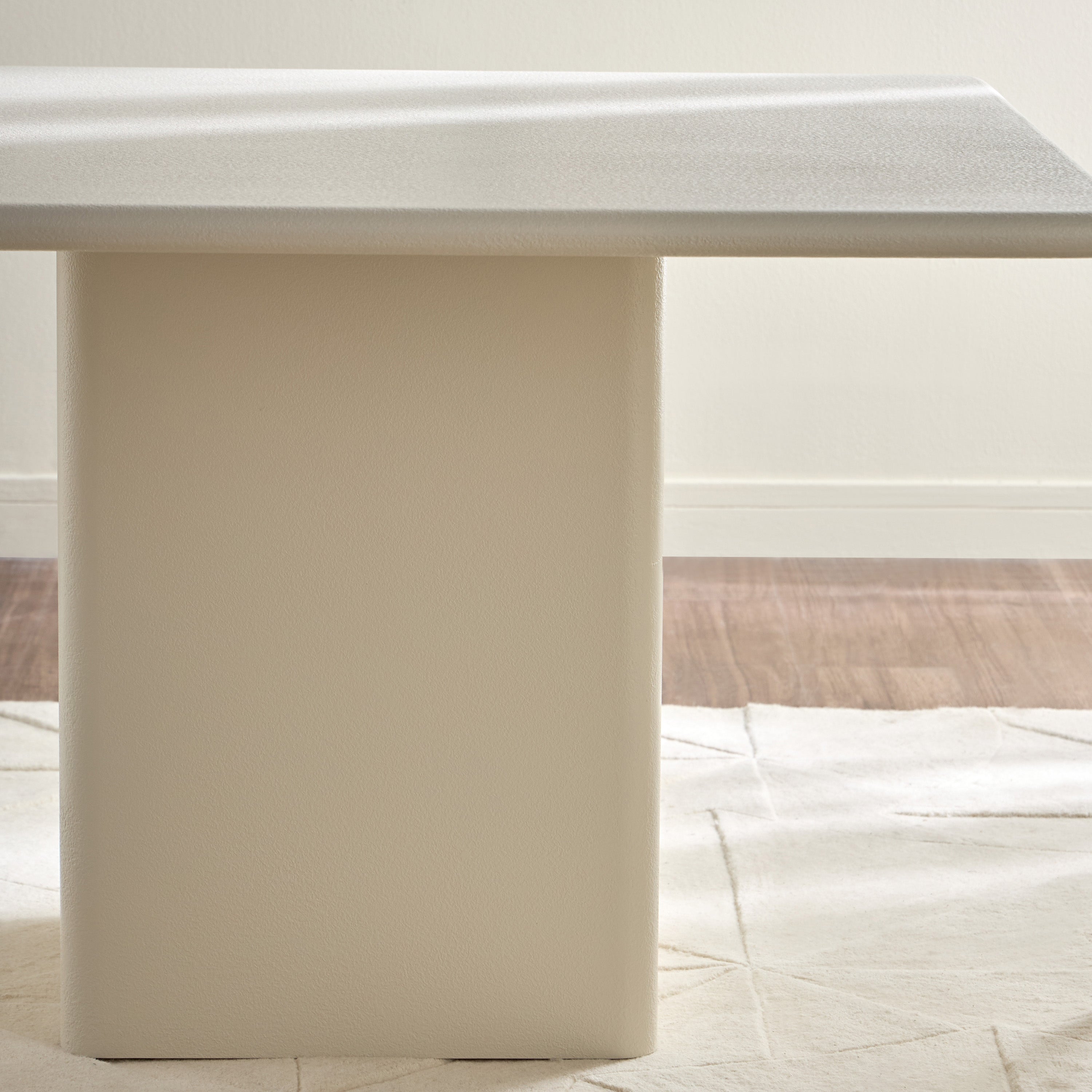 Core Dining Table