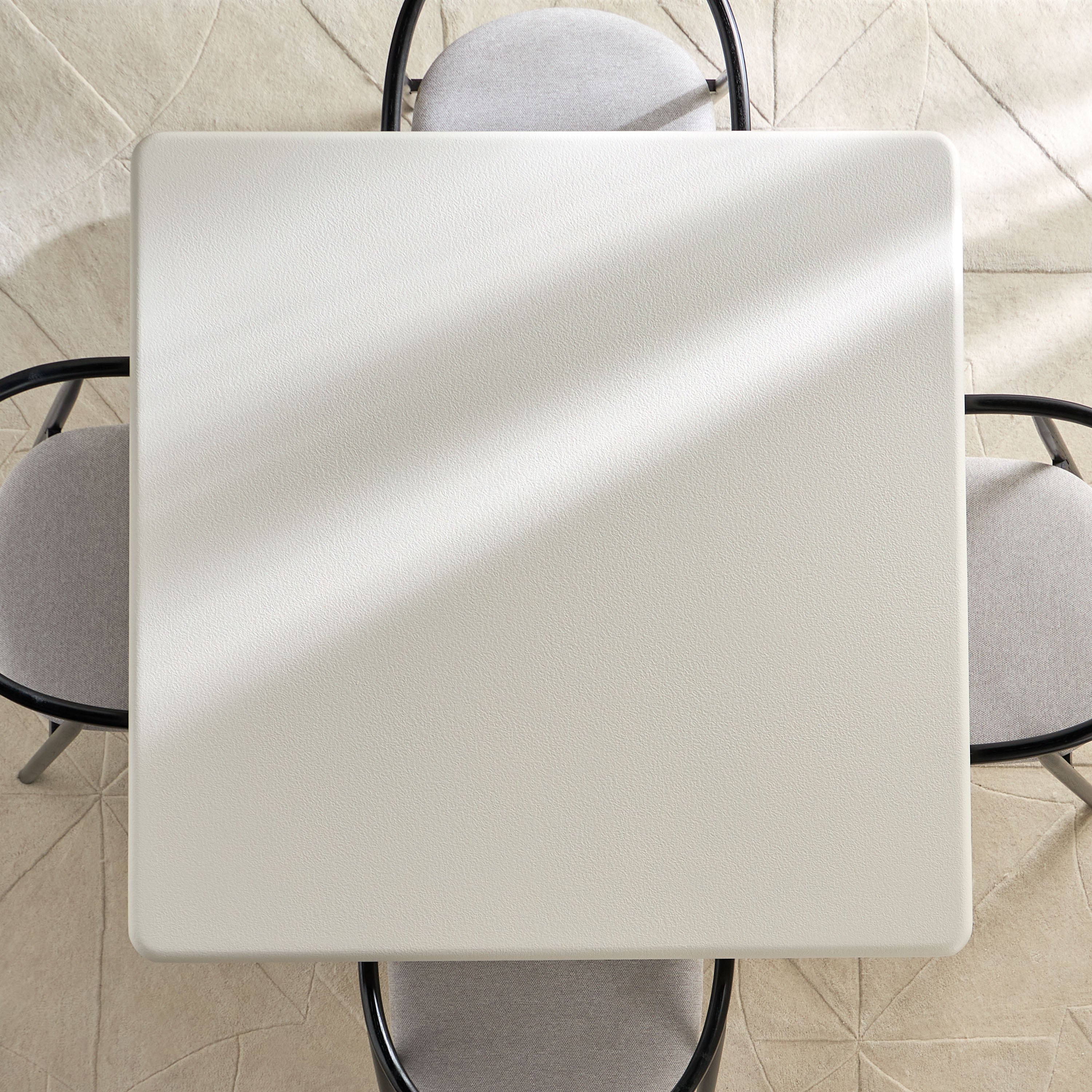 Core Dining Table