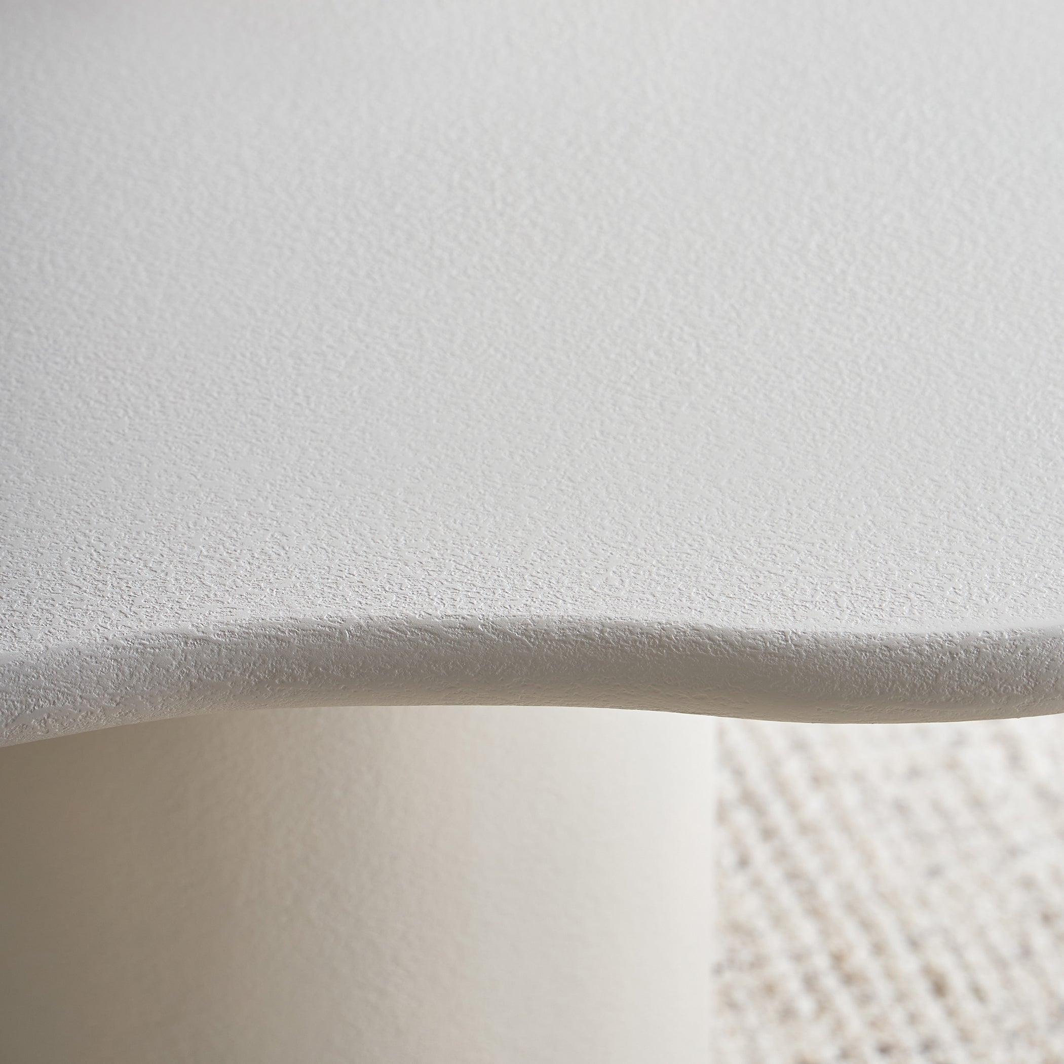 Cloudy Dining Table