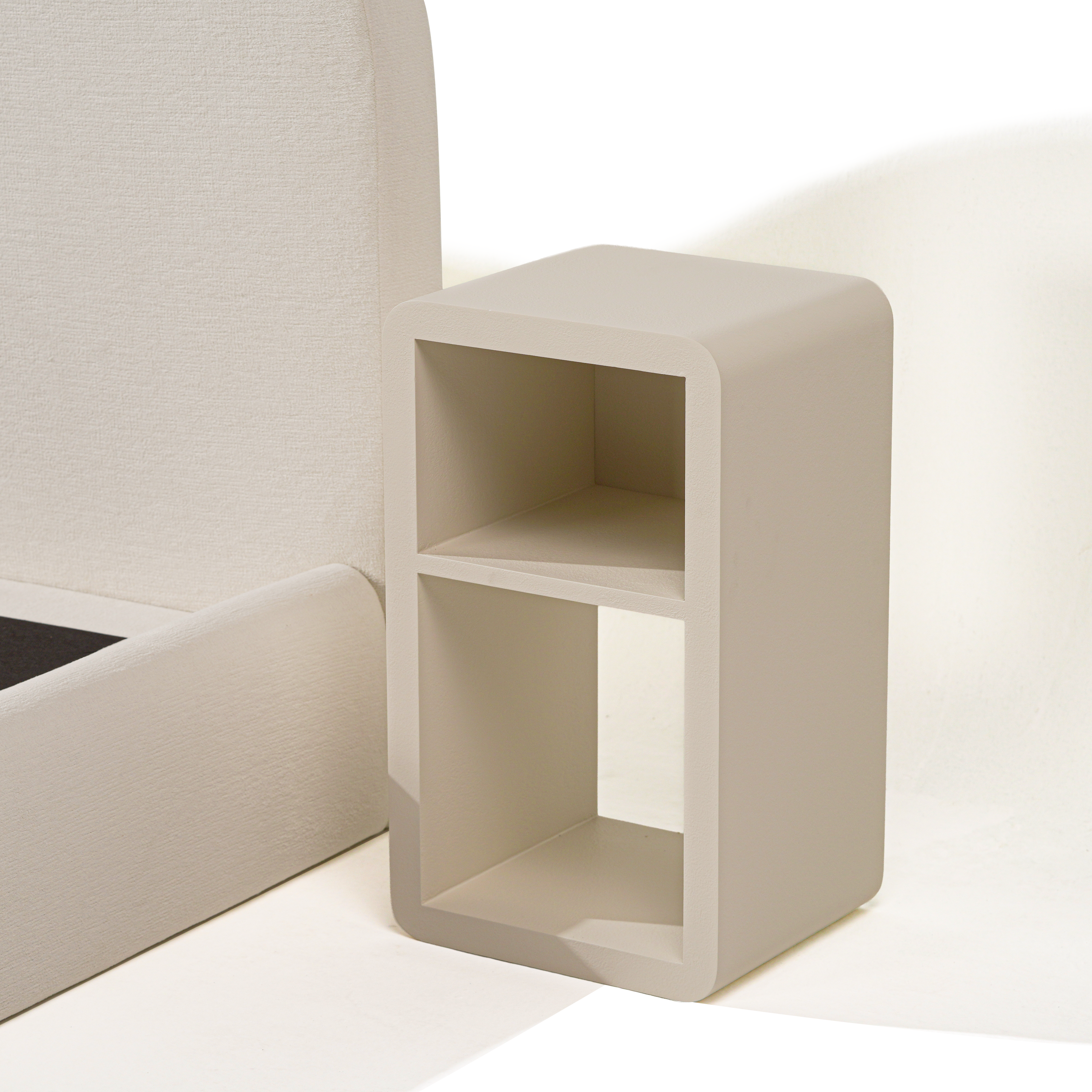 Oli Side Table