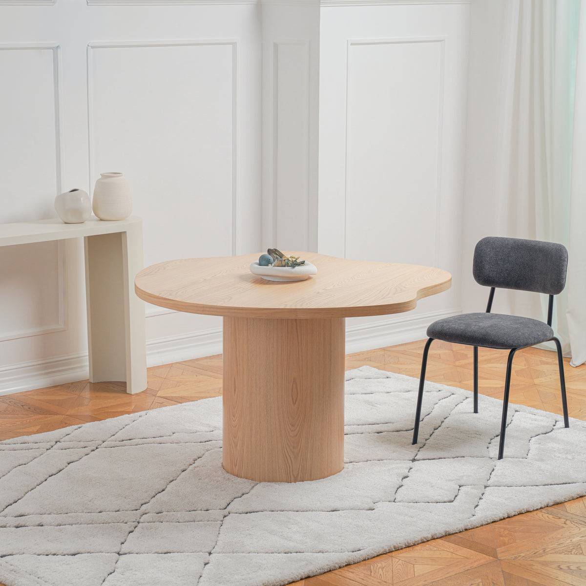 Cloudy 4-Seater Dining Table - Wood