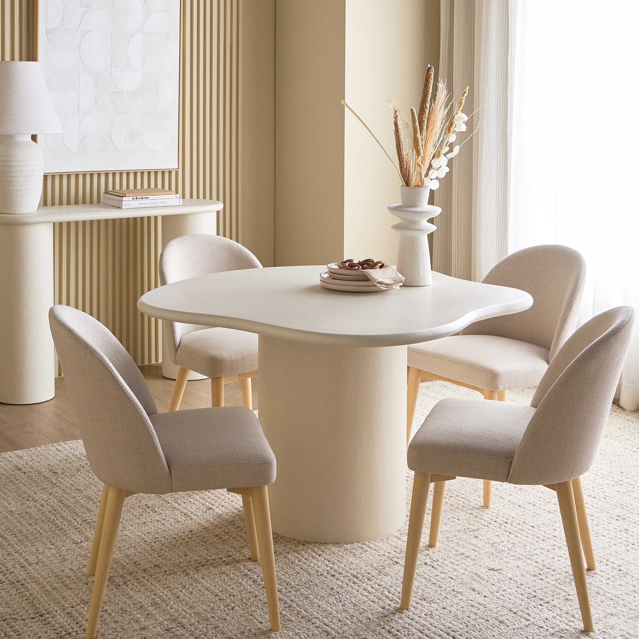 Cloudy Dining Table