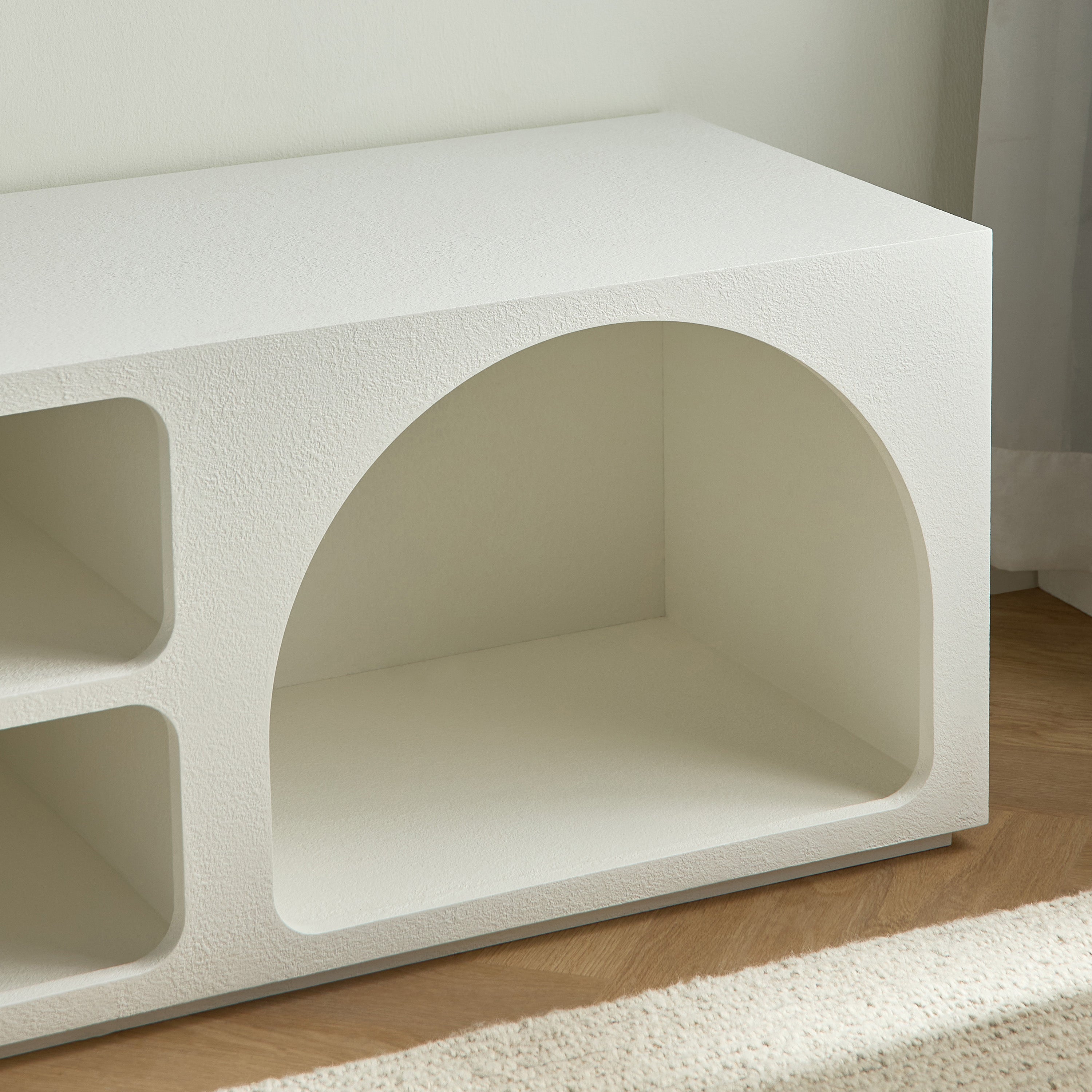 Float TV Unit