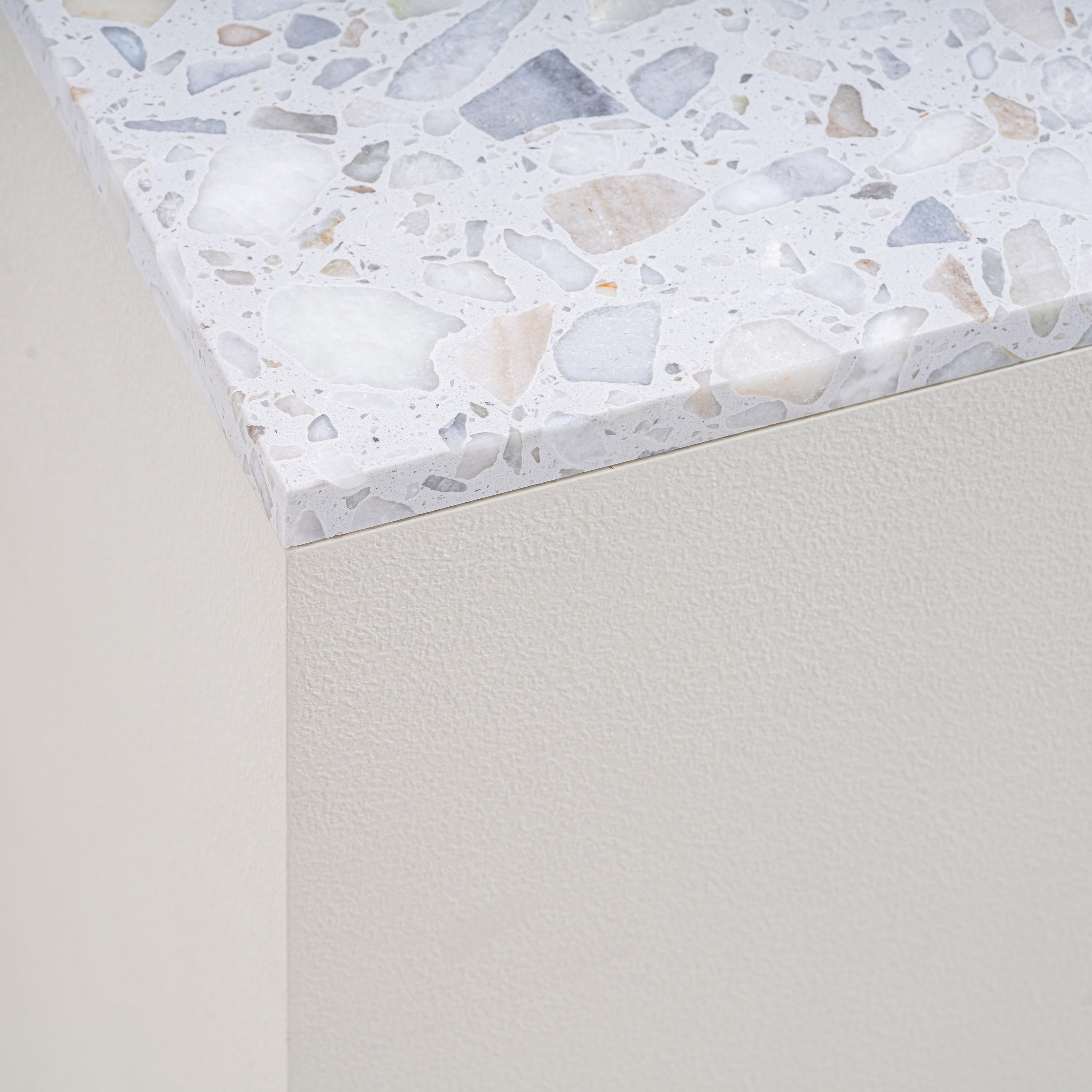 Scupltura Terrazo Top Console