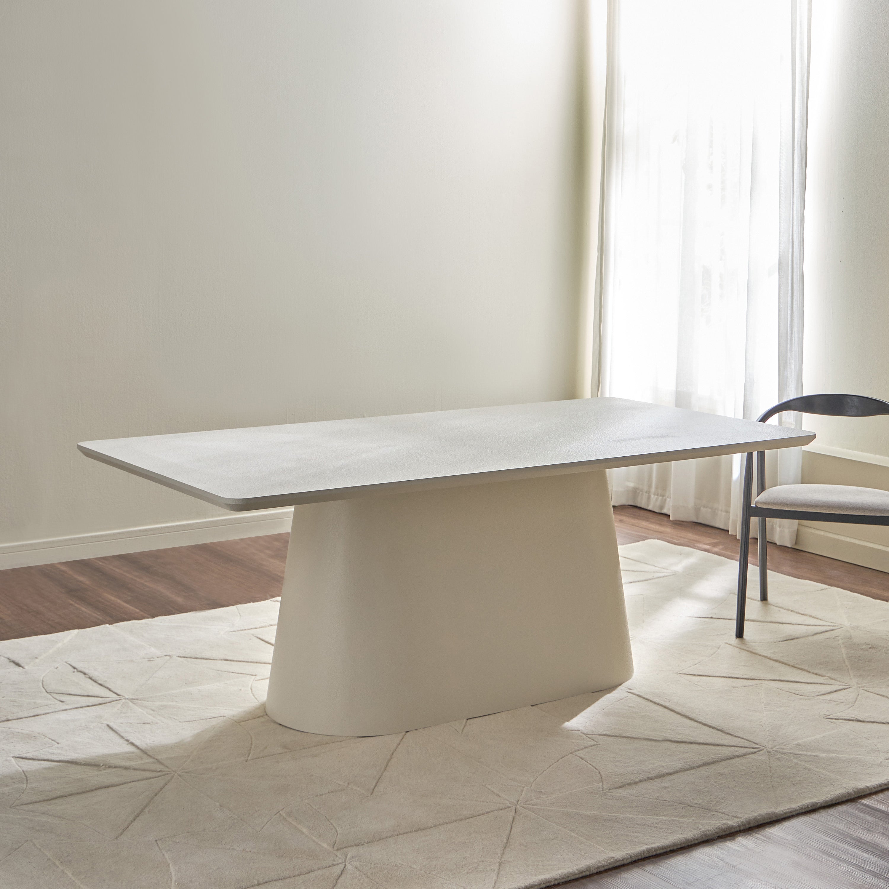 Horizon Dining Table