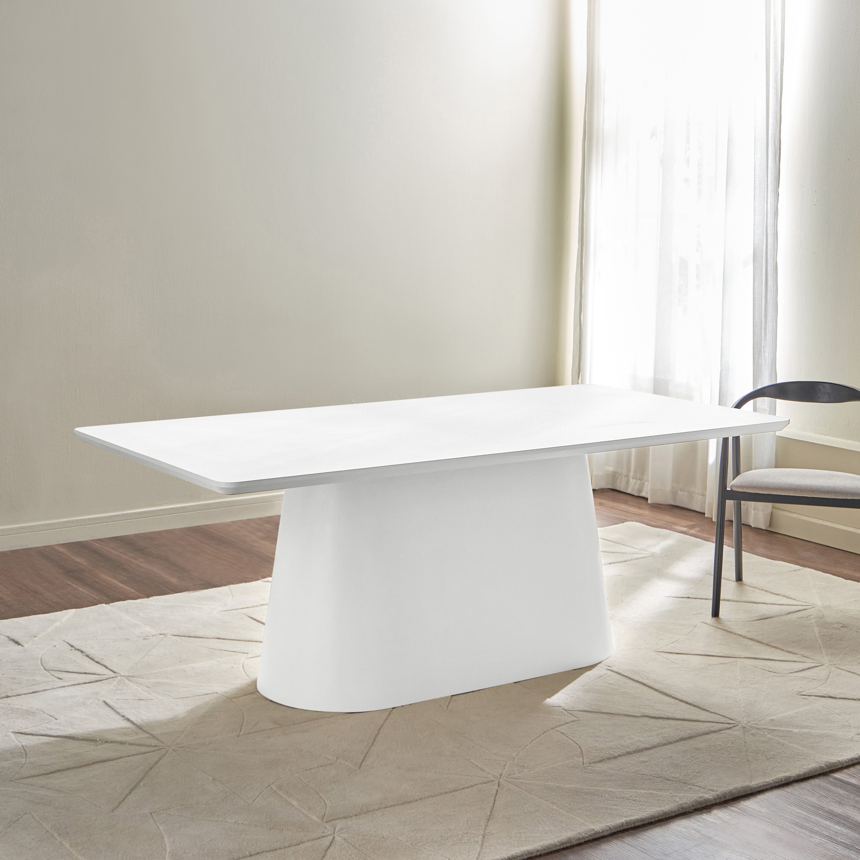 Horizon Dining Table