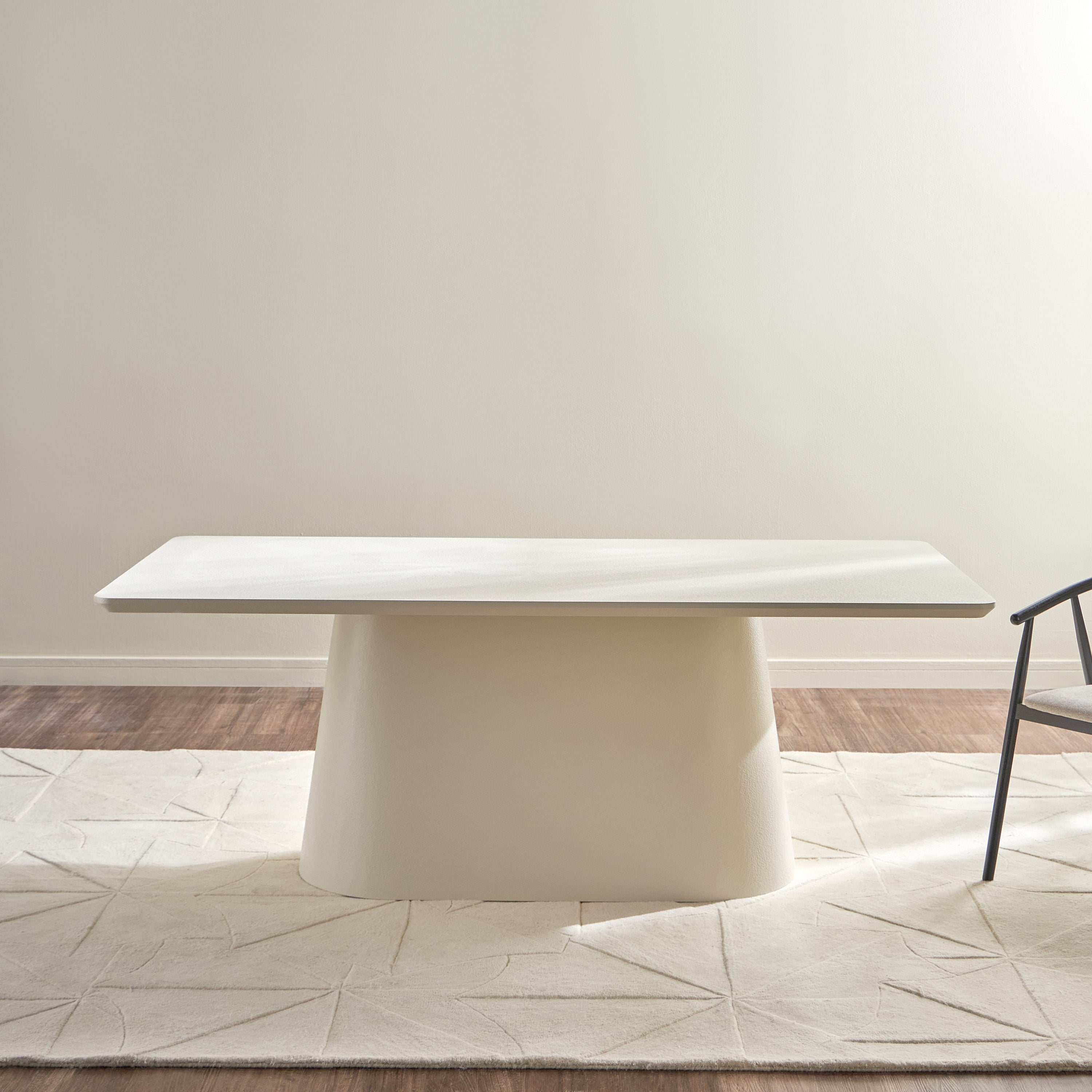 Horizon Dining Table